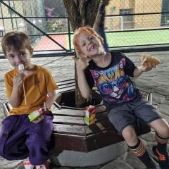 2025-festa-neon-instituto-sagrada-familia-13