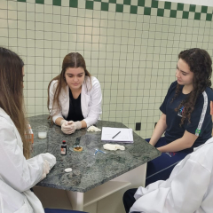 2025-laboratorio-ensino-medio-instituto-sagrada-familia-1