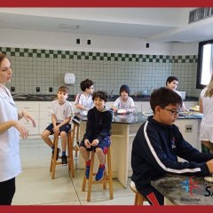 Cópia de Cópia de Cópia de Cópia de Cópia de Cópia de Cópia de Cópia de Cópia de Cópia de Cópia de Cópia de Cópia de Cópia de Cópia de Cópia de Cópia de Chalkboard School Class Syllabus Education Presentation - 57