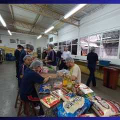 Cópia de Cópia de Cópia de Cópia de Cópia de Cópia de Cópia de Cópia de Cópia de Cópia de Cópia de Cópia de É com espírito de gratidão a Deus Pai Providente e, aos que colaboram com nossa Família “Instituto Sagrada Família”, para encerramos com chave de o - 23