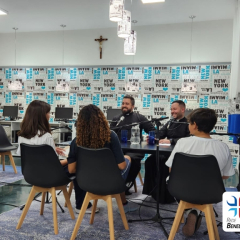 2024-podcast-bento-piox-12