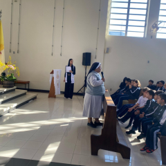 2025-missa-pascoa-1ao5ano-instituto-sao-piox-45