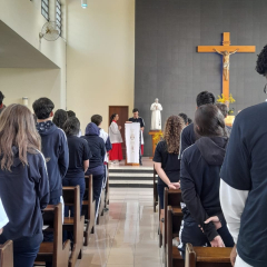 2025-missa-pascoa-ensino-medio-instituto-sao-piox-12