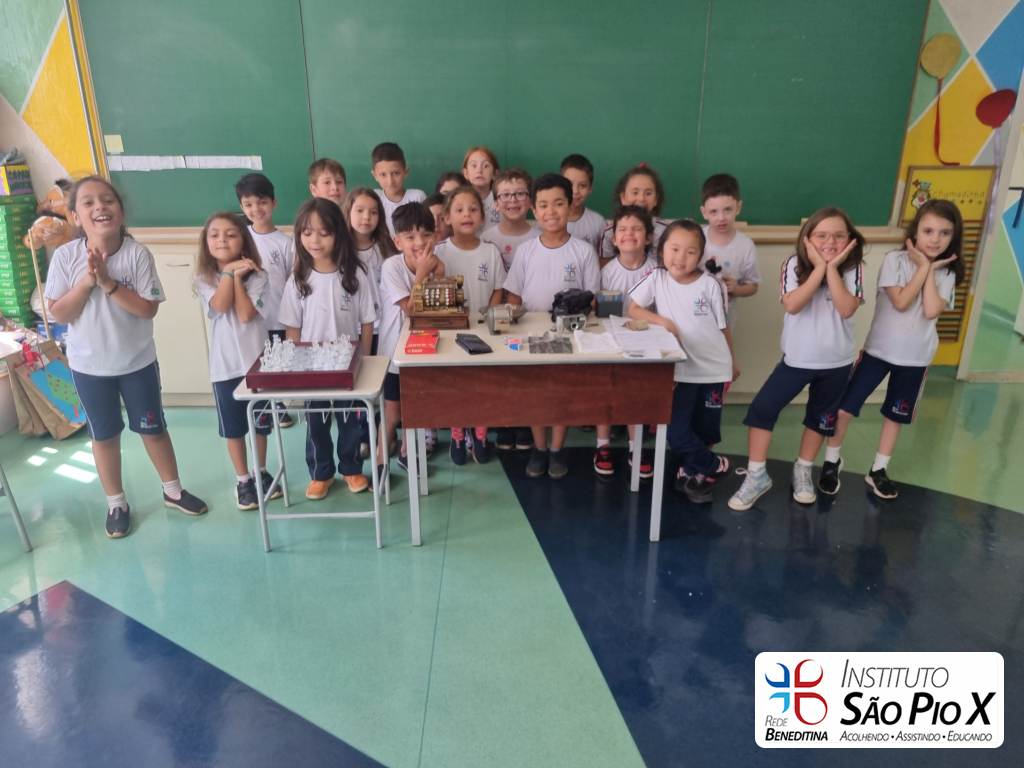 Objetos contam história – 1º ano – Instituto São Pio X