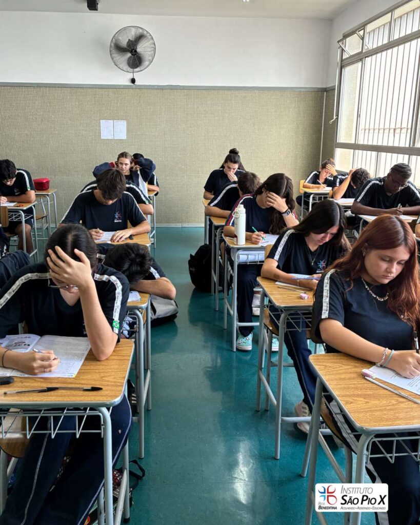 created by photogrid