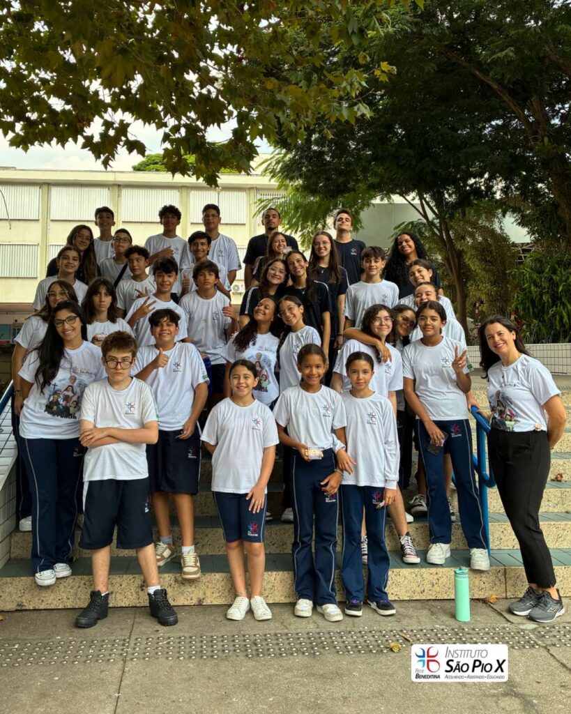 created by photogrid