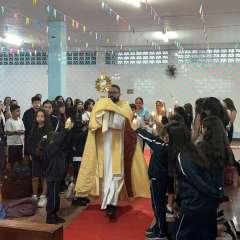 2025-celebracao-corpus-christi-instituto-pioxi-27