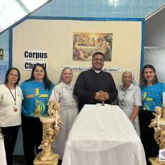 2025-celebracao-corpus-christi-instituto-pioxi-41