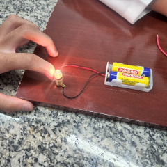 2024-laboratorio-ef8-pioxi-2