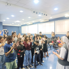 2025-encontro-jovens-instituto-pioxi-ramos-102