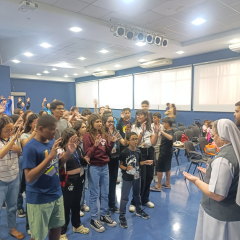 2025-encontro-jovens-instituto-pioxi-ramos-103
