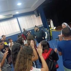 2025-encontro-jovens-instituto-pioxi-ramos-106