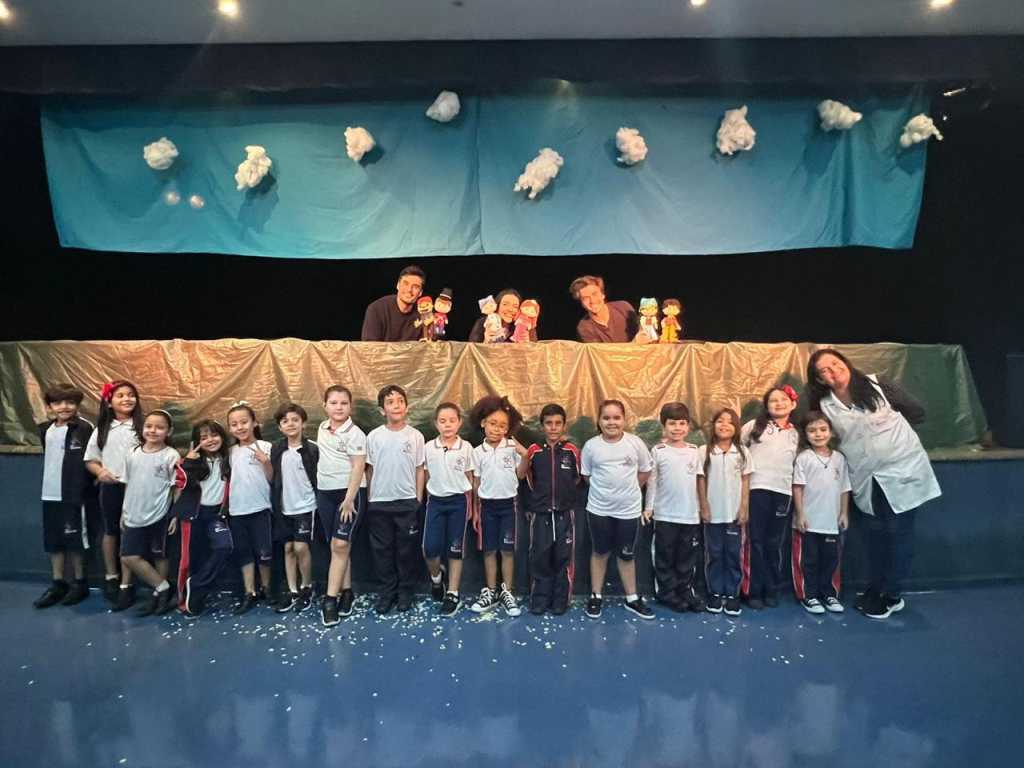 peca_teatral_EI_EF1_pioxi
