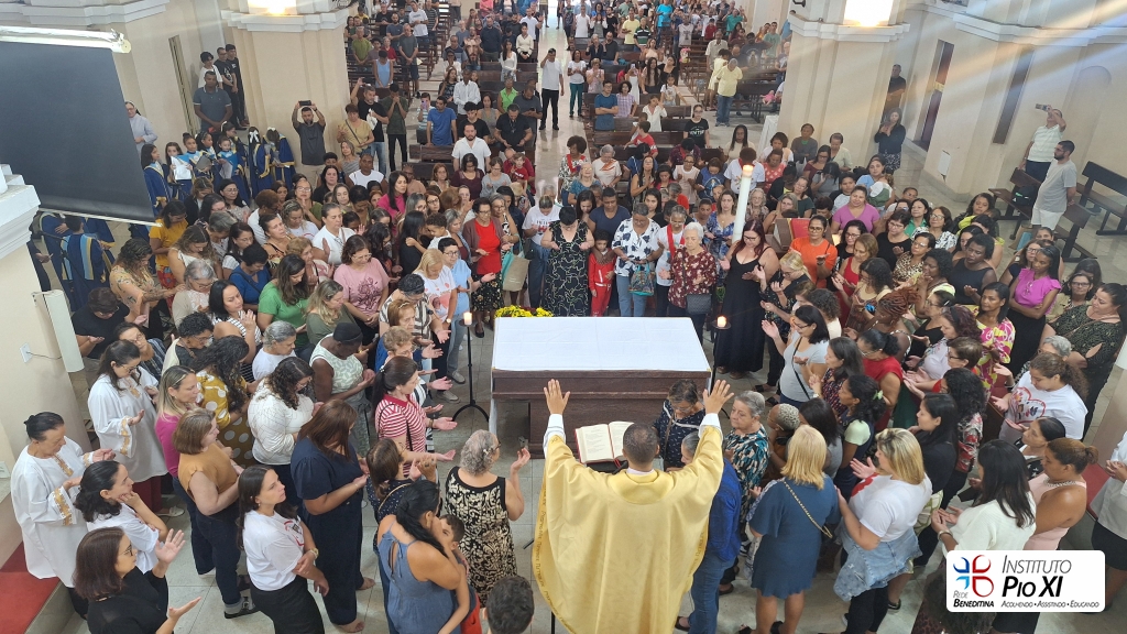 2025-missa-maes-instituto-pioxi-42